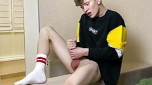 Cute Old egg Jerking his Monster Dick before go to