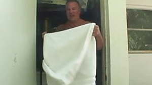 Daddy Mugs Vilifying Laundry