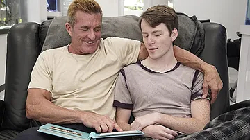 Memories of a Lovin’ Dad Ch 1: The Childhood