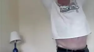 Paterfamilias cums on cam