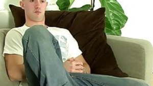 Amateur British jock with big muscles Jacob H solo