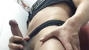 latin twink jo standing for cam (19'')