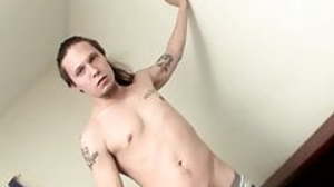 Kinky coxcomb Max Ward enjoys jerking off his fat