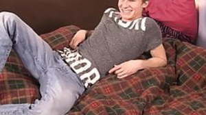 Solo young man William Steele has cumshot after