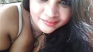 I wait for you ready to play, I camgirl, brunette