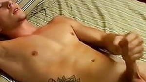 Handsome gay guy Kelly Cooper masturbates before