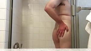Bisexual big sissy boy enjoys zooid wet in the