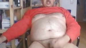 Daddy cums on cam