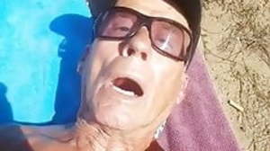 beach fuck with a mature man