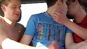 Twink picks hardcore 3way in van instead be