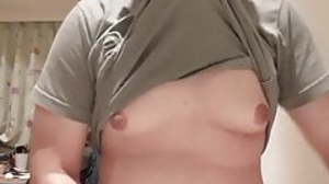 Asian Cchub RUbs One Out