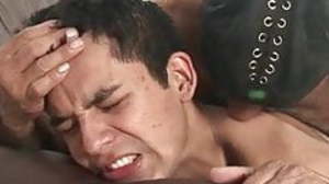 Submissive nude hunk gets ass-fucked in suspension