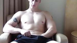 Webcam masturbation to gay porn until he cums
