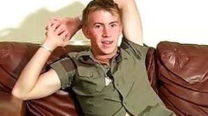 Blue-eyed British amateur Matt H cums after