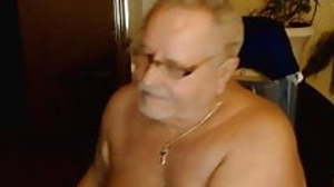 Cute daddy on cam 1