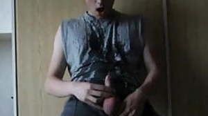 Self piss in jeans