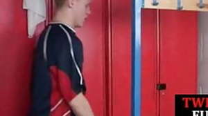 Unsaddled twink fucks college amateur after bj