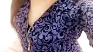 Travesti banouti shemale arabe joyful salib partie