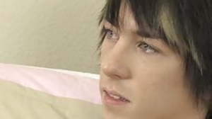 Adorable emo twink Bailey Stuart cums while