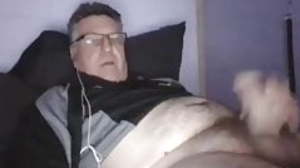 Daddy cums on cam