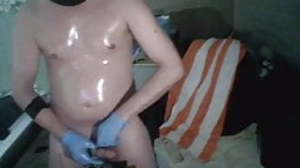 Solo oil and sounding jerk