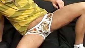 Solo twink amateur Kyle Valasek jizzes in his