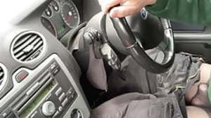 Drive home from work wank plus pee in my tights