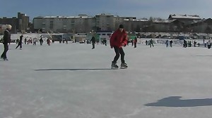 Super-Cute twunk skating